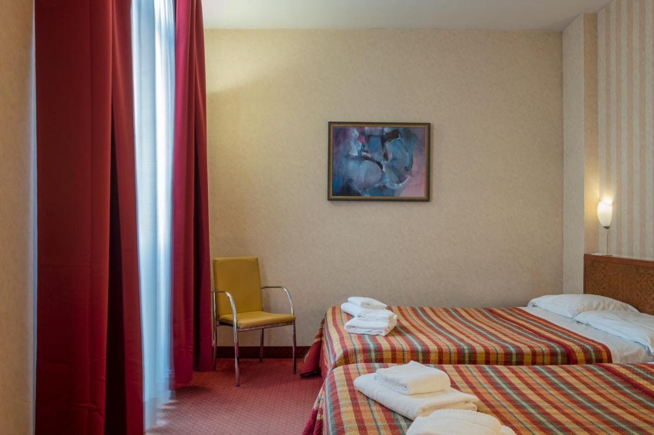 Meditur Hotel Pisa Migliarino Pisano Екстер'єр фото